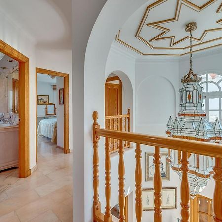 Villa Angeles Marbella Bagian luar foto