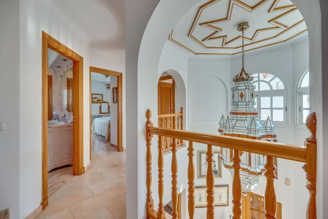 Villa Angeles Marbella Bagian luar foto