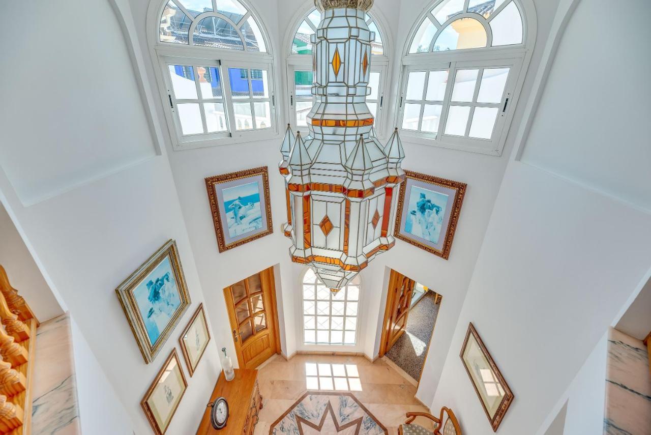 Villa Angeles Marbella Bagian luar foto