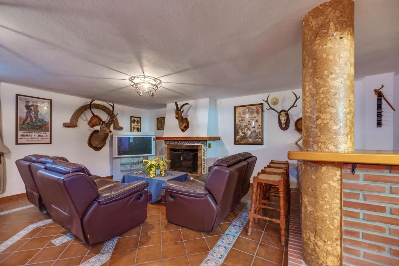 Villa Angeles Marbella Bagian luar foto