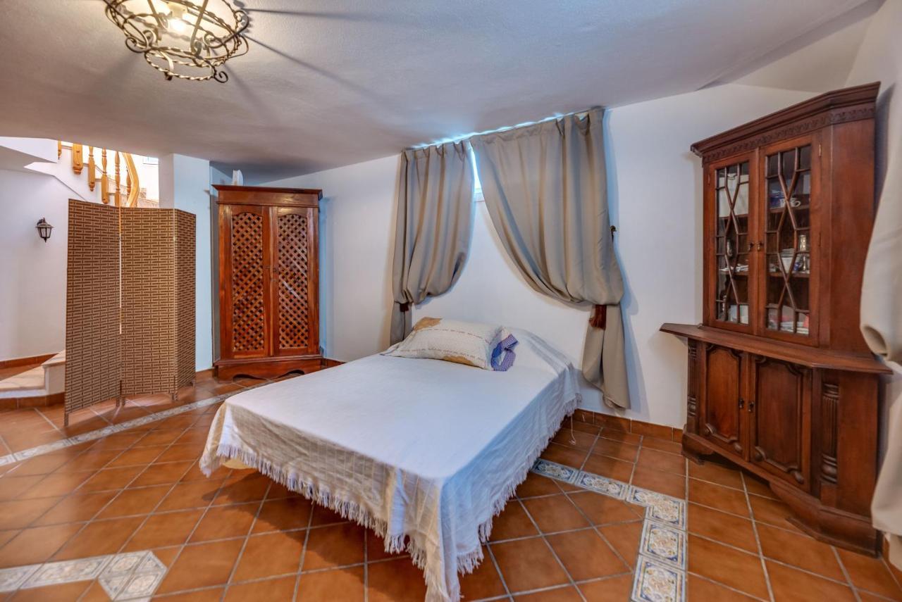 Villa Angeles Marbella Bagian luar foto