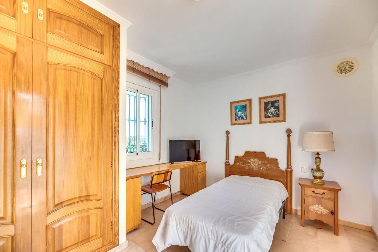 Villa Angeles Marbella Bagian luar foto