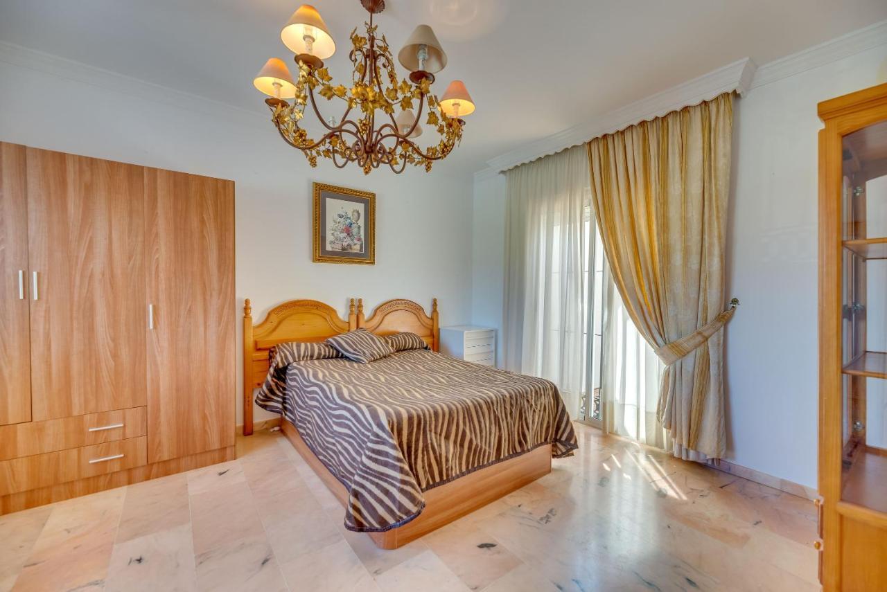 Villa Angeles Marbella Bagian luar foto