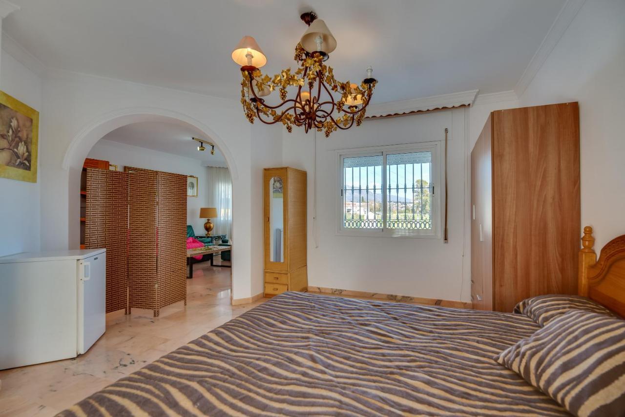 Villa Angeles Marbella Bagian luar foto